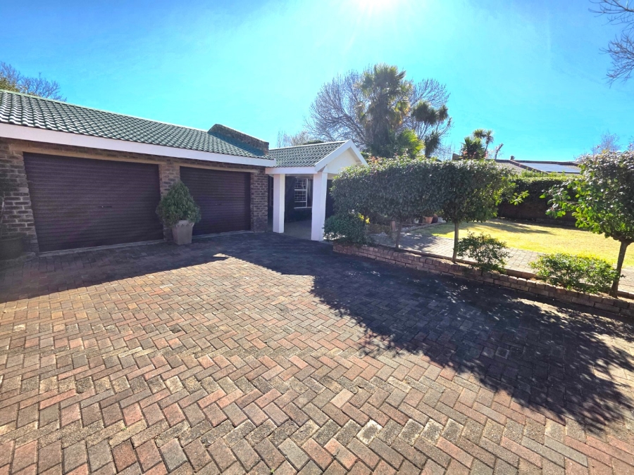 2 Bedroom Property for Sale in La Provance Free State